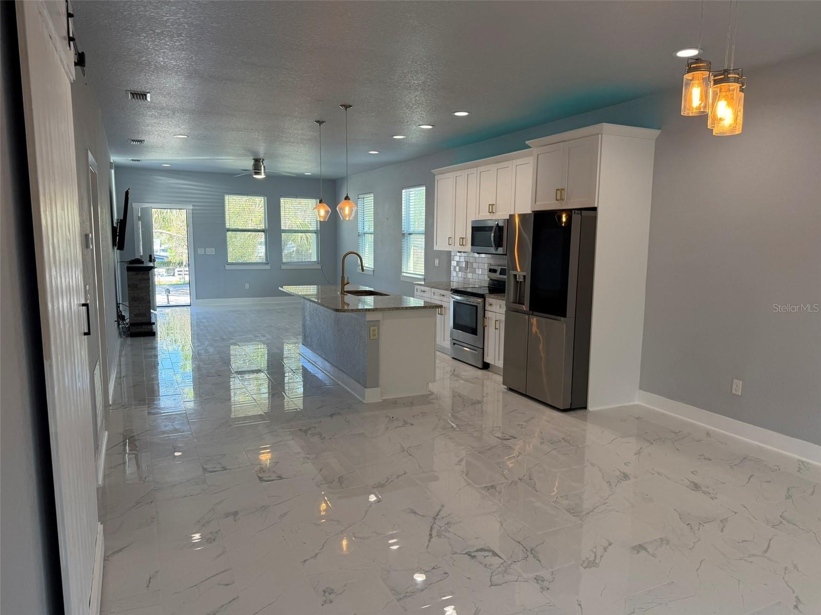 Image 16 of 27 For 1821 Eskimo Avenue