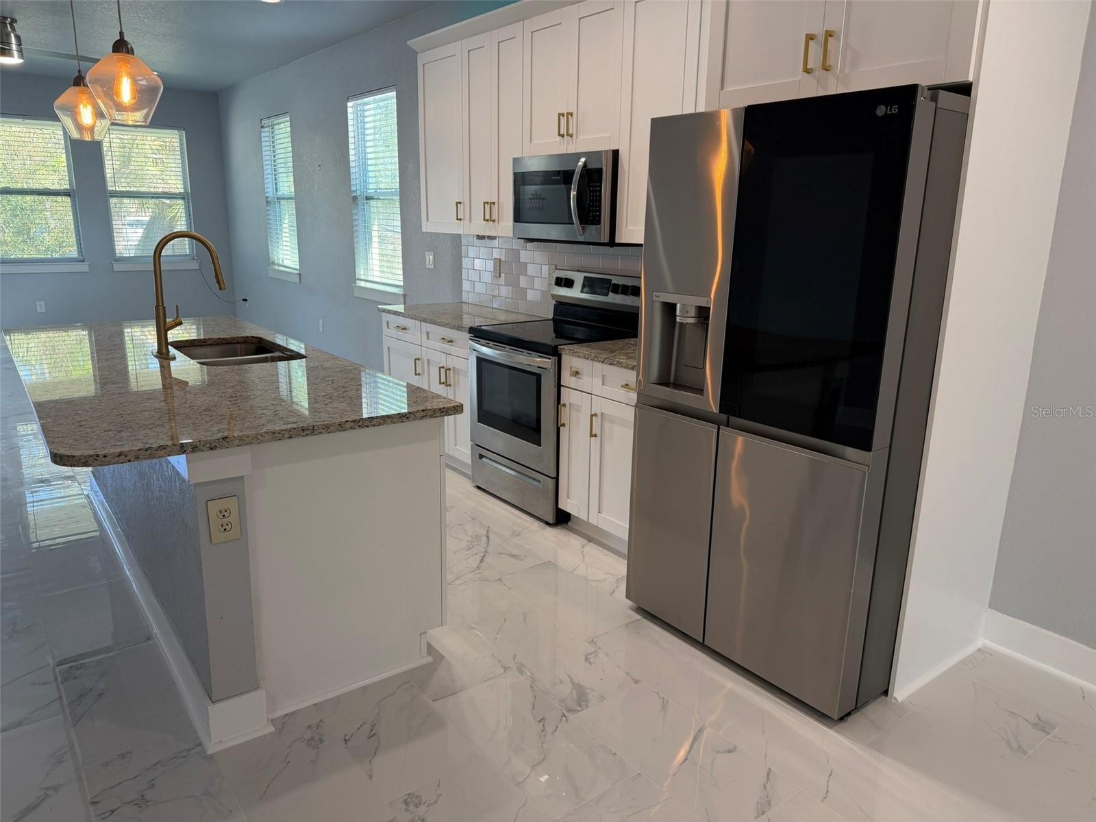 Image 6 of 27 For 1821 Eskimo Avenue