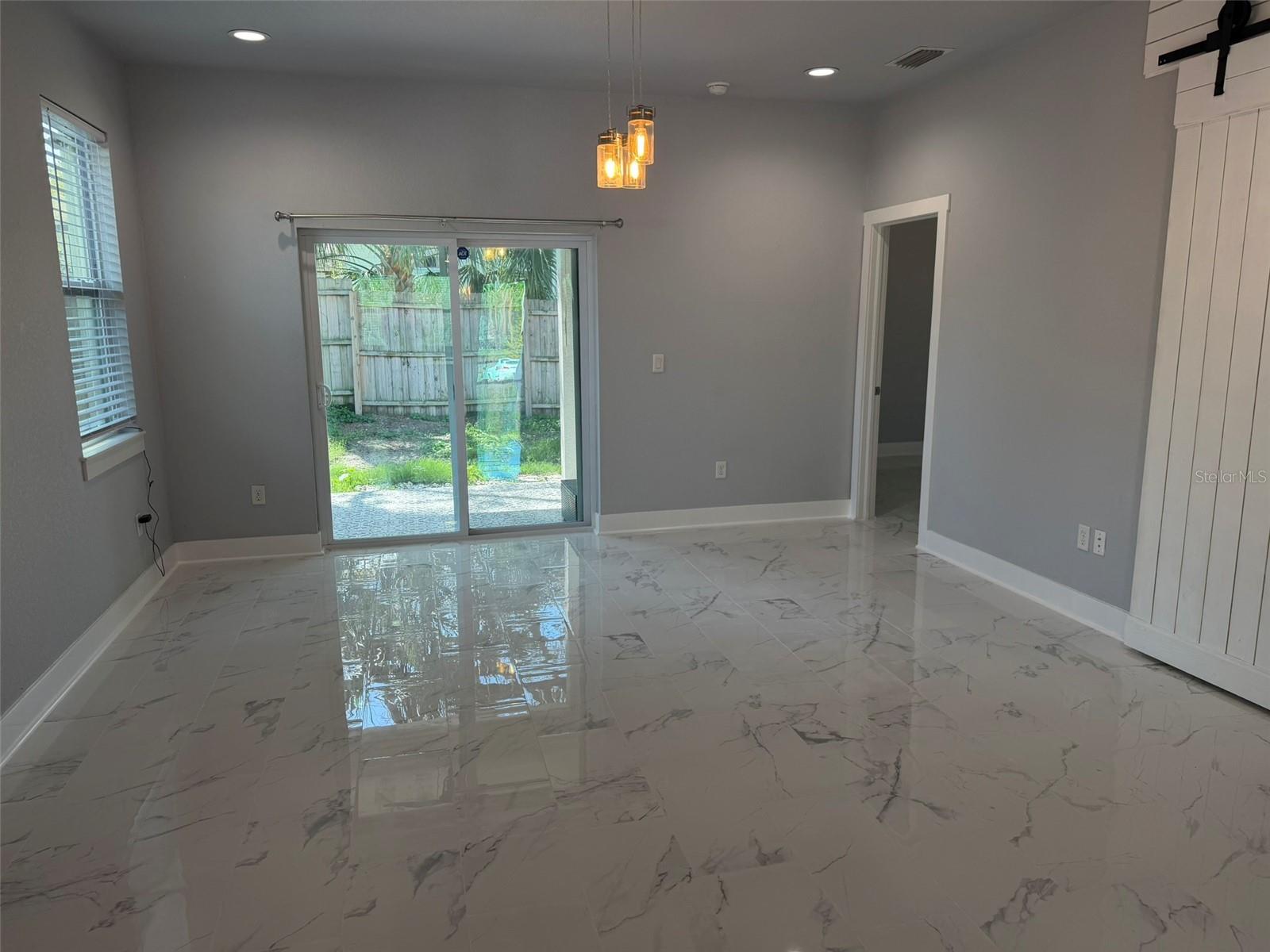 Image 9 of 27 For 1821 Eskimo Avenue