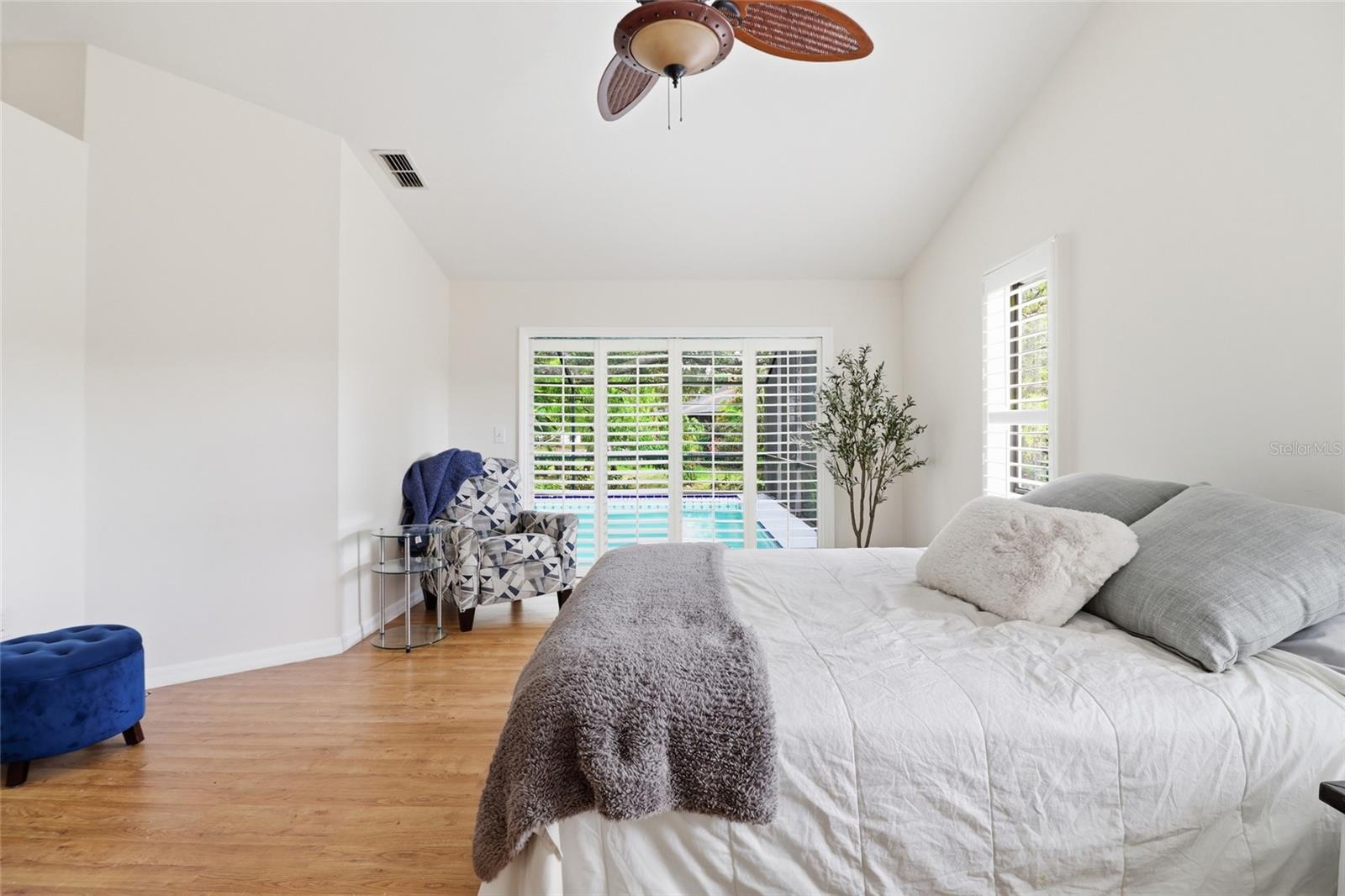 Image 31 of 55 For 4301 Brackenwood Court