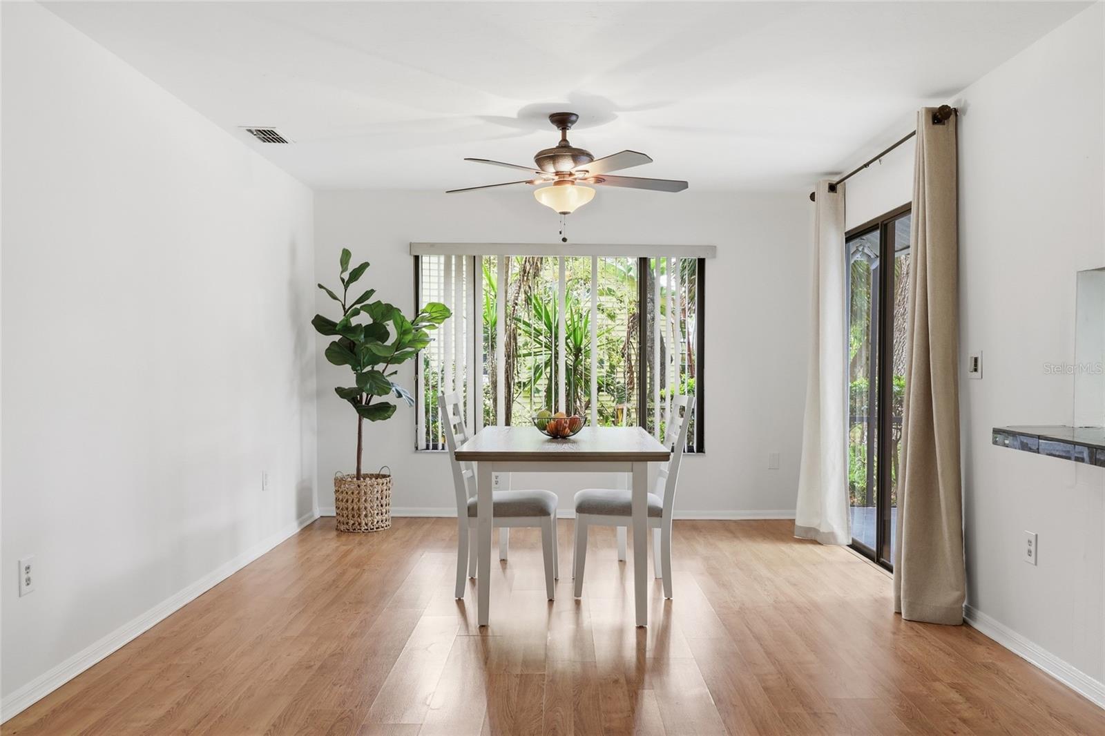 Image 41 of 55 For 4301 Brackenwood Court