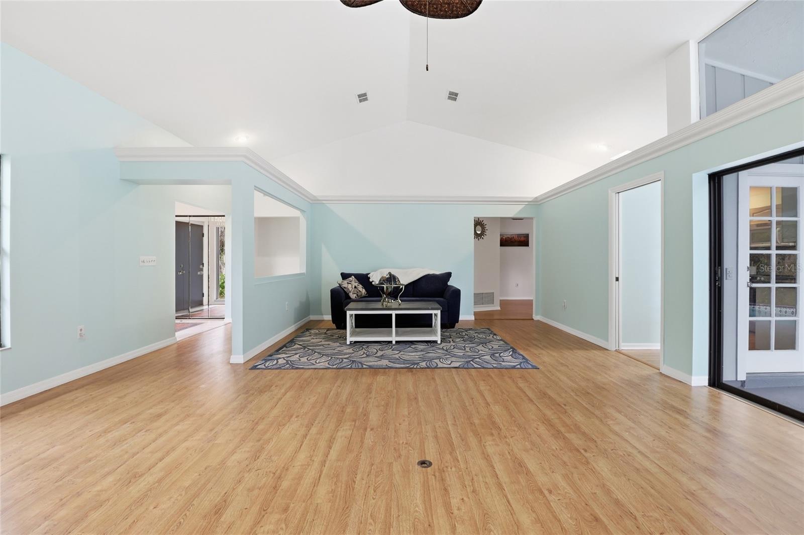 Image 45 of 55 For 4301 Brackenwood Court