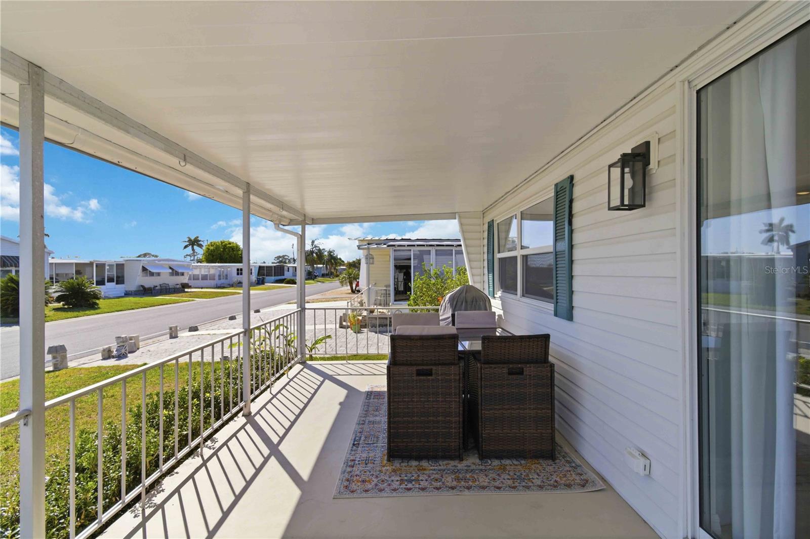 Image 21 of 23 For 203 48th Avenue Drive W