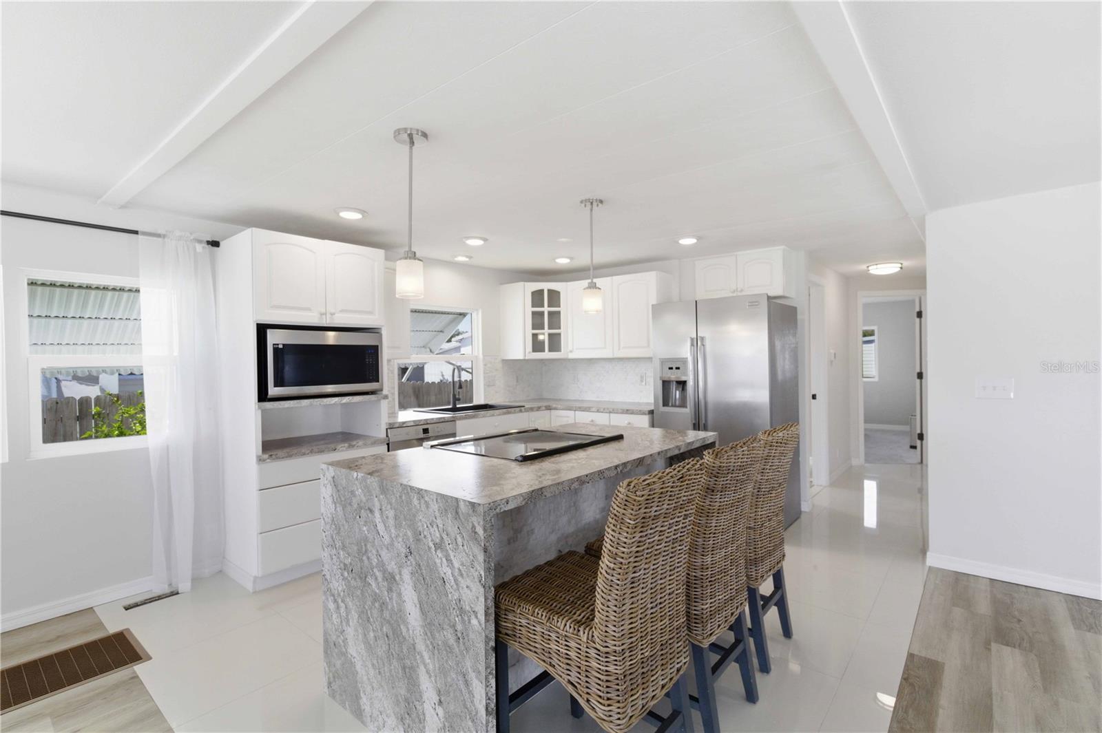 Image 8 of 23 For 203 48th Avenue Drive W