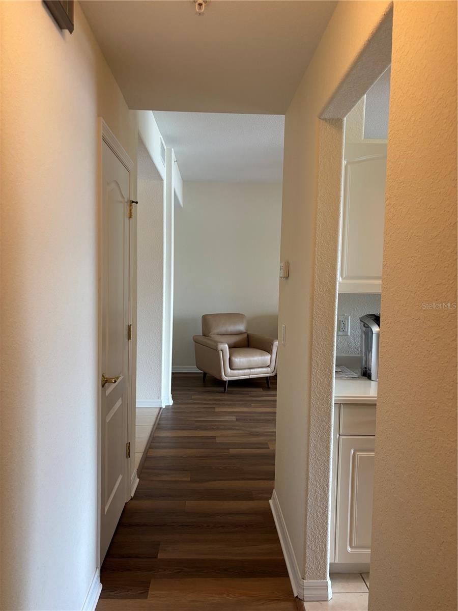 Image 22 of 45 For 150 L Pavia Boulevard 13