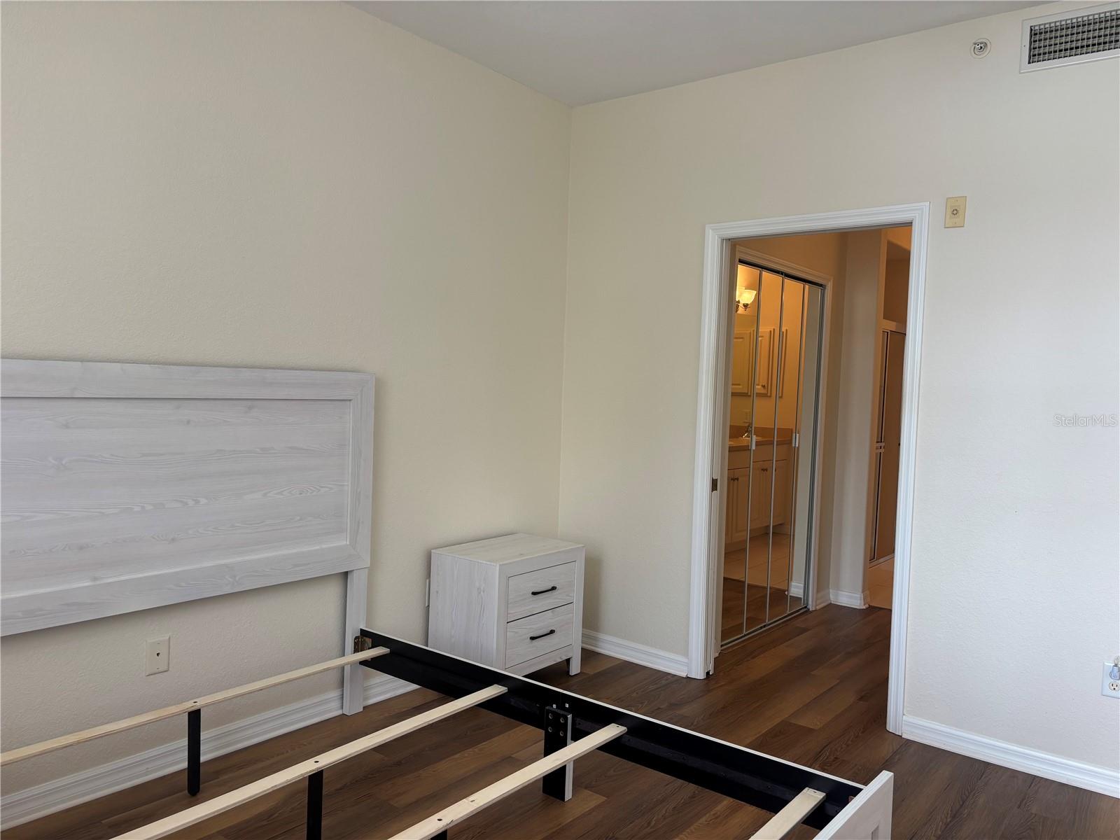 Image 8 of 45 For 150 L Pavia Boulevard 13