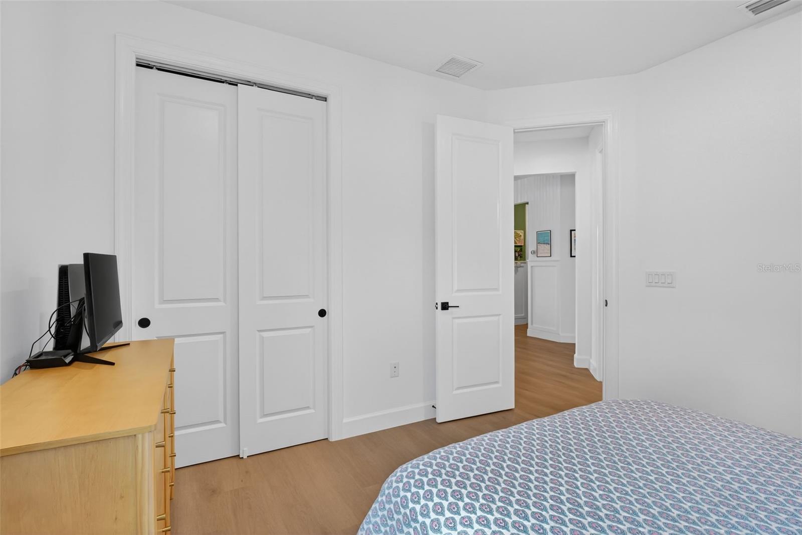 Image 15 of 47 For 15524 Northridge Road