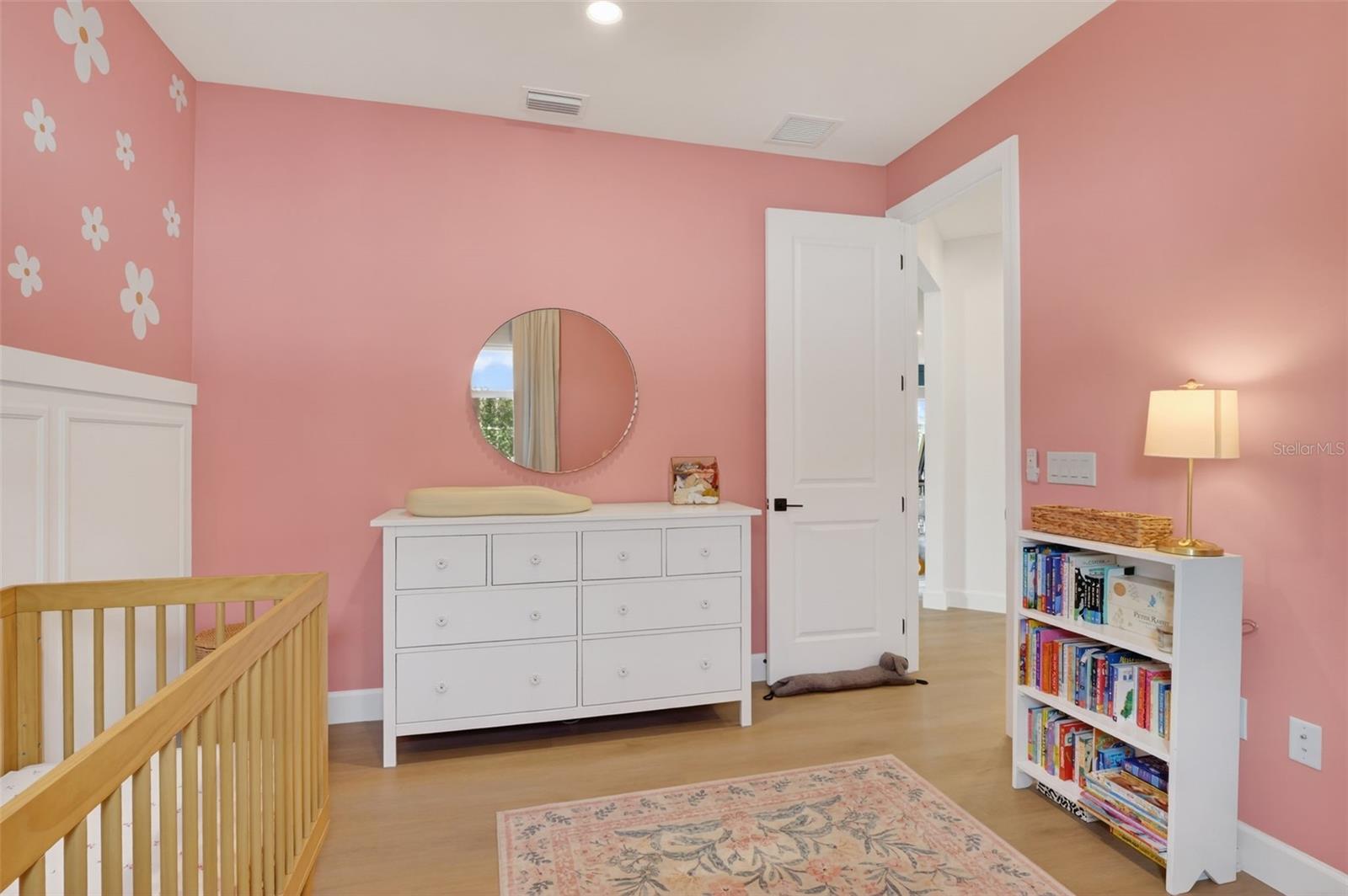 Image 19 of 47 For 15524 Northridge Road