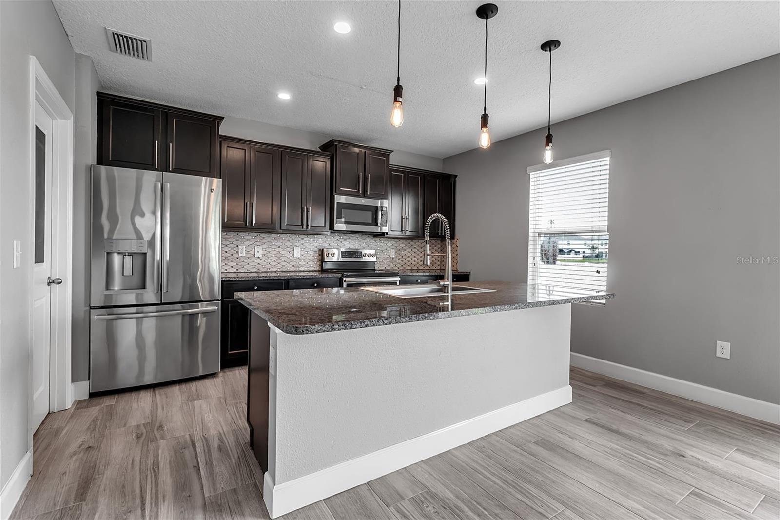 Image 14 of 68 For 4441 Lindever Lane