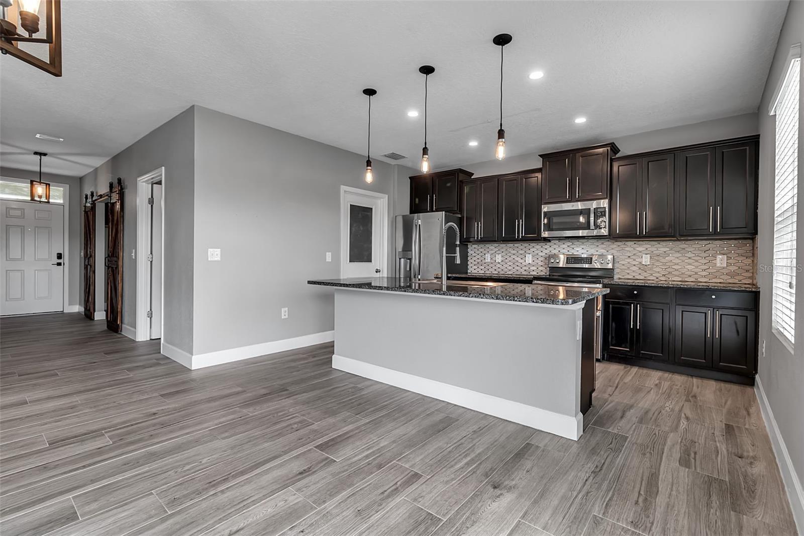 Image 17 of 68 For 4441 Lindever Lane