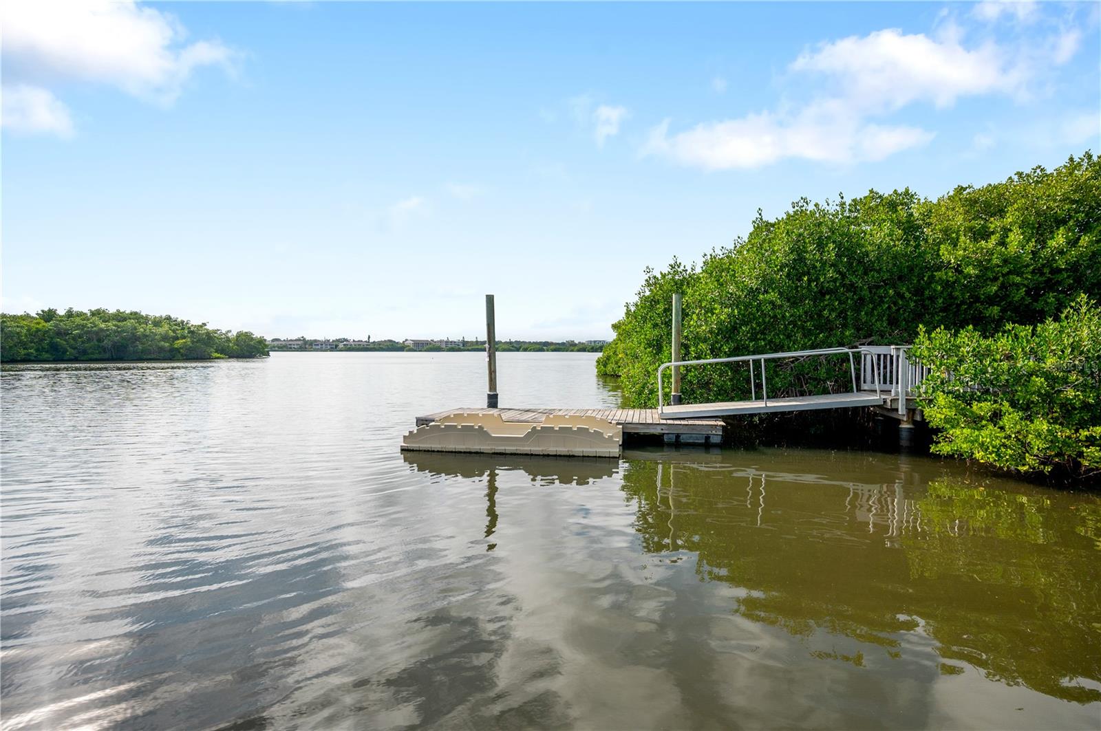 Image 18 of 22 For 9996 Key Haven Road