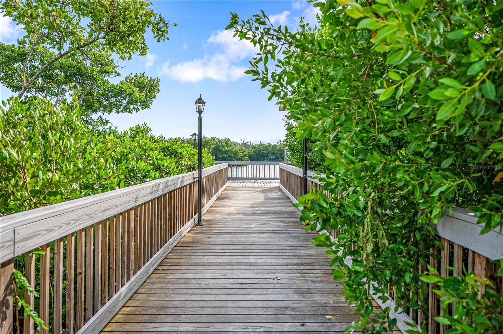 Image 19 of 22 For 9996 Key Haven Road