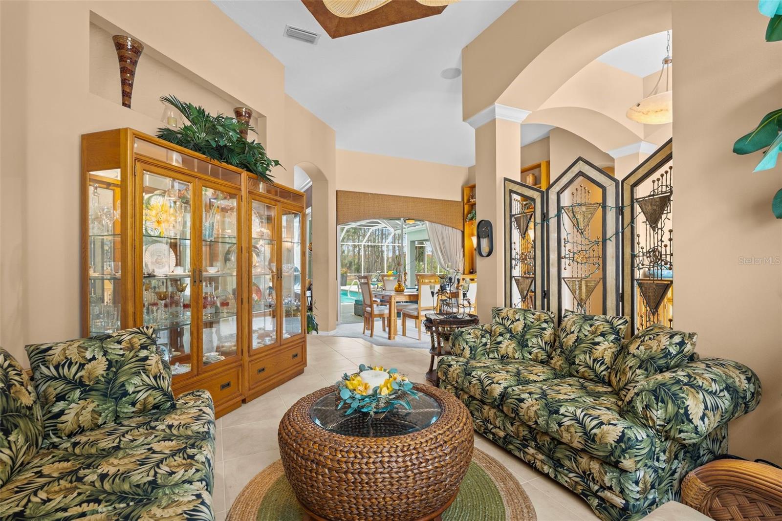 Image 12 of 96 For 7517 Coventry Court