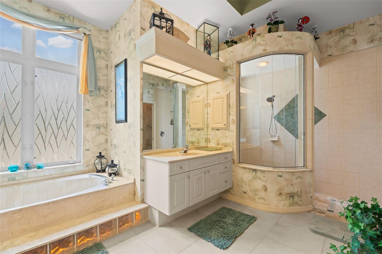 Image 17 of 96 For 7517 Coventry Court