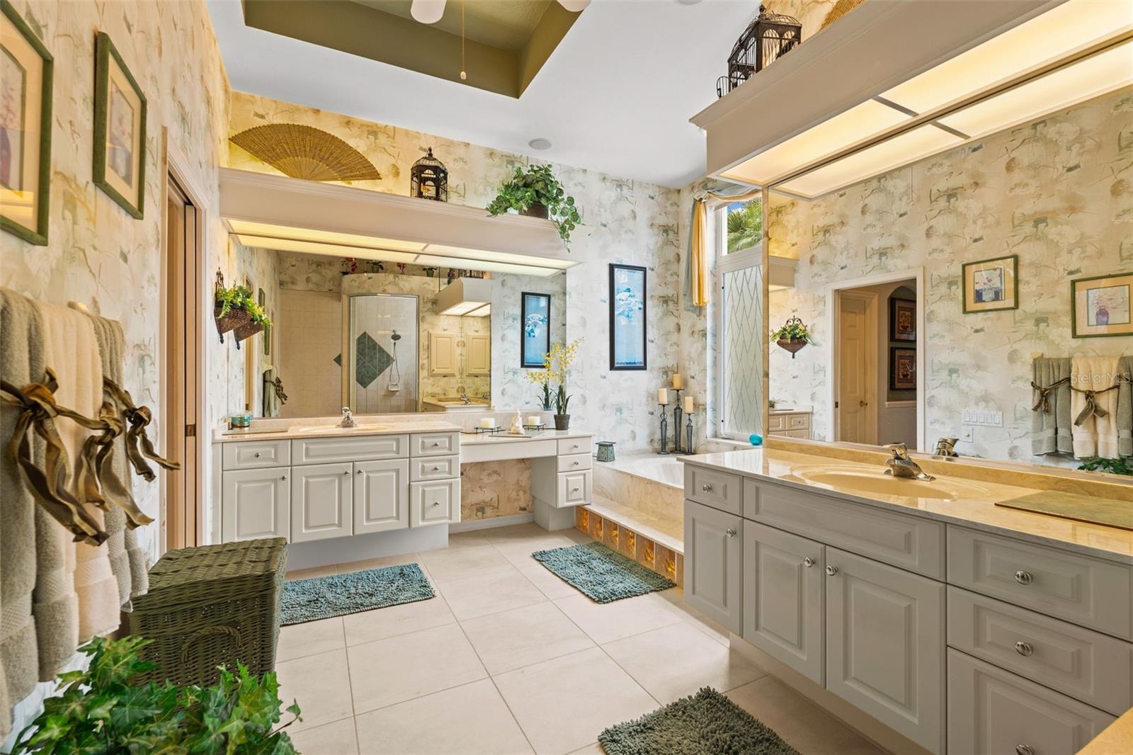 Image 19 of 96 For 7517 Coventry Court