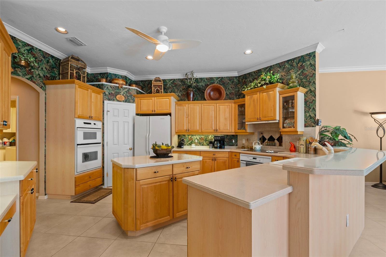 Image 20 of 96 For 7517 Coventry Court