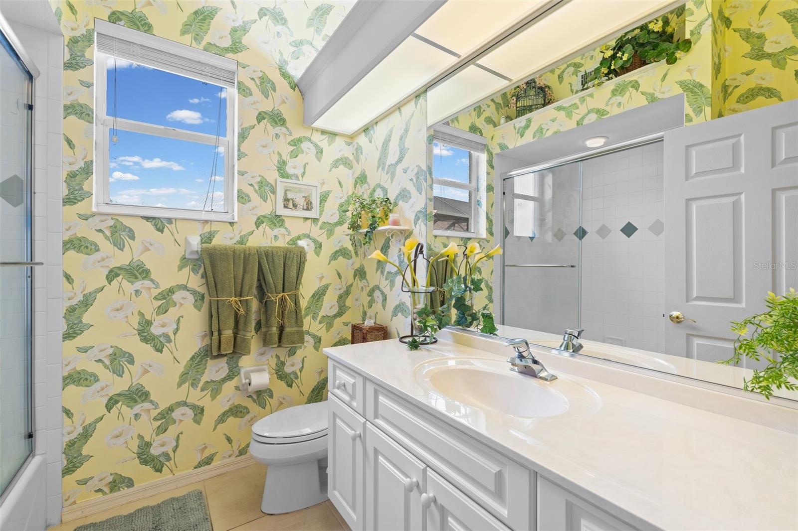 Image 35 of 96 For 7517 Coventry Court