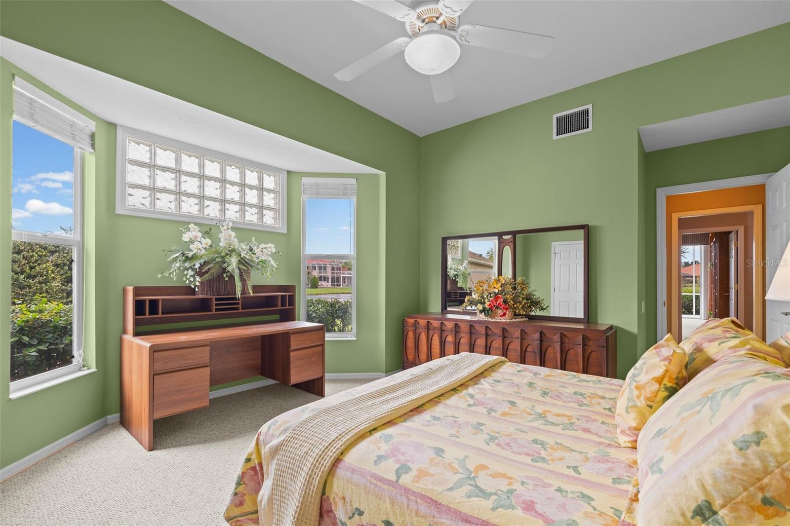 Image 39 of 96 For 7517 Coventry Court