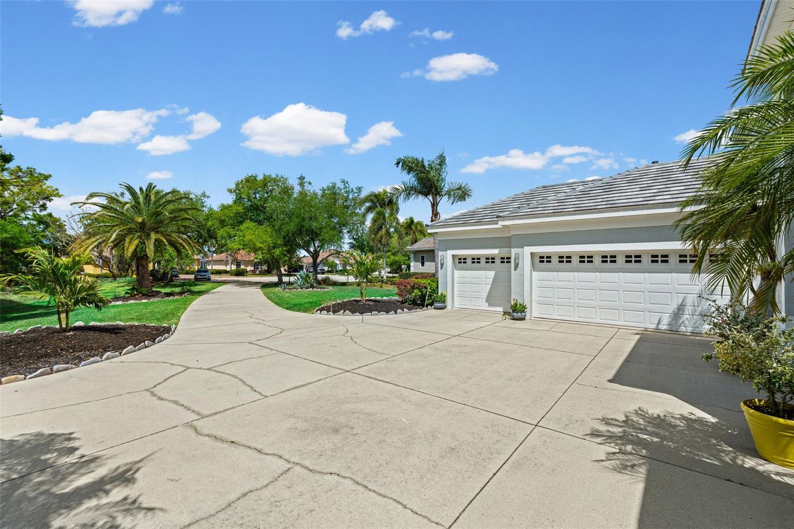 Image 5 of 96 For 7517 Coventry Court