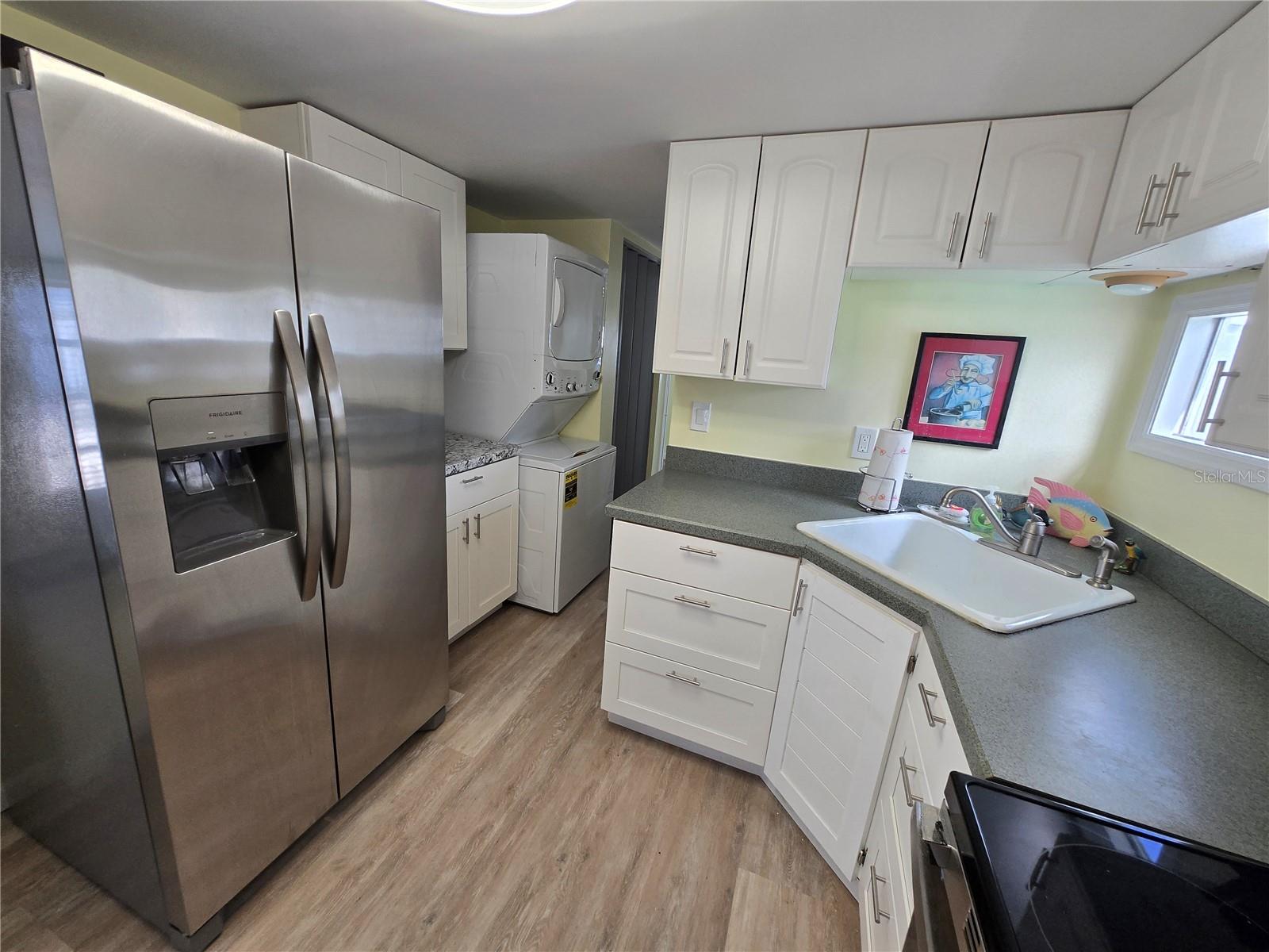 Image 4 of 20 For 106 Aura Street