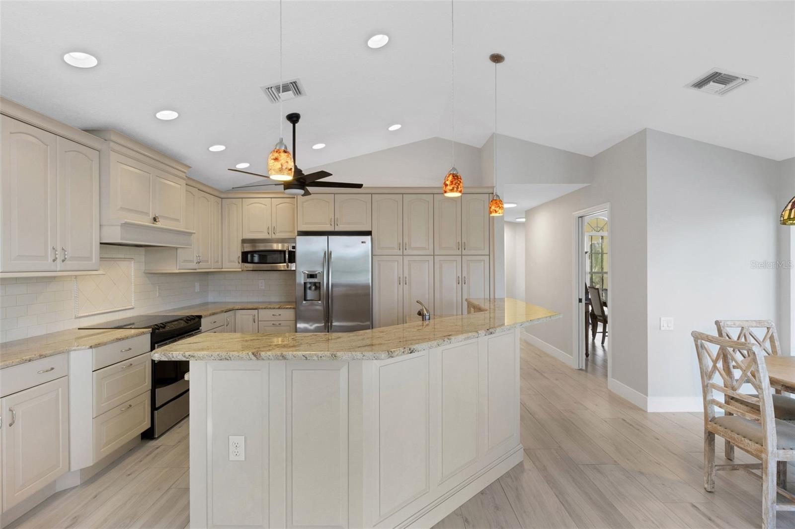 Image 17 of 69 For 8455 Manasota Key Road