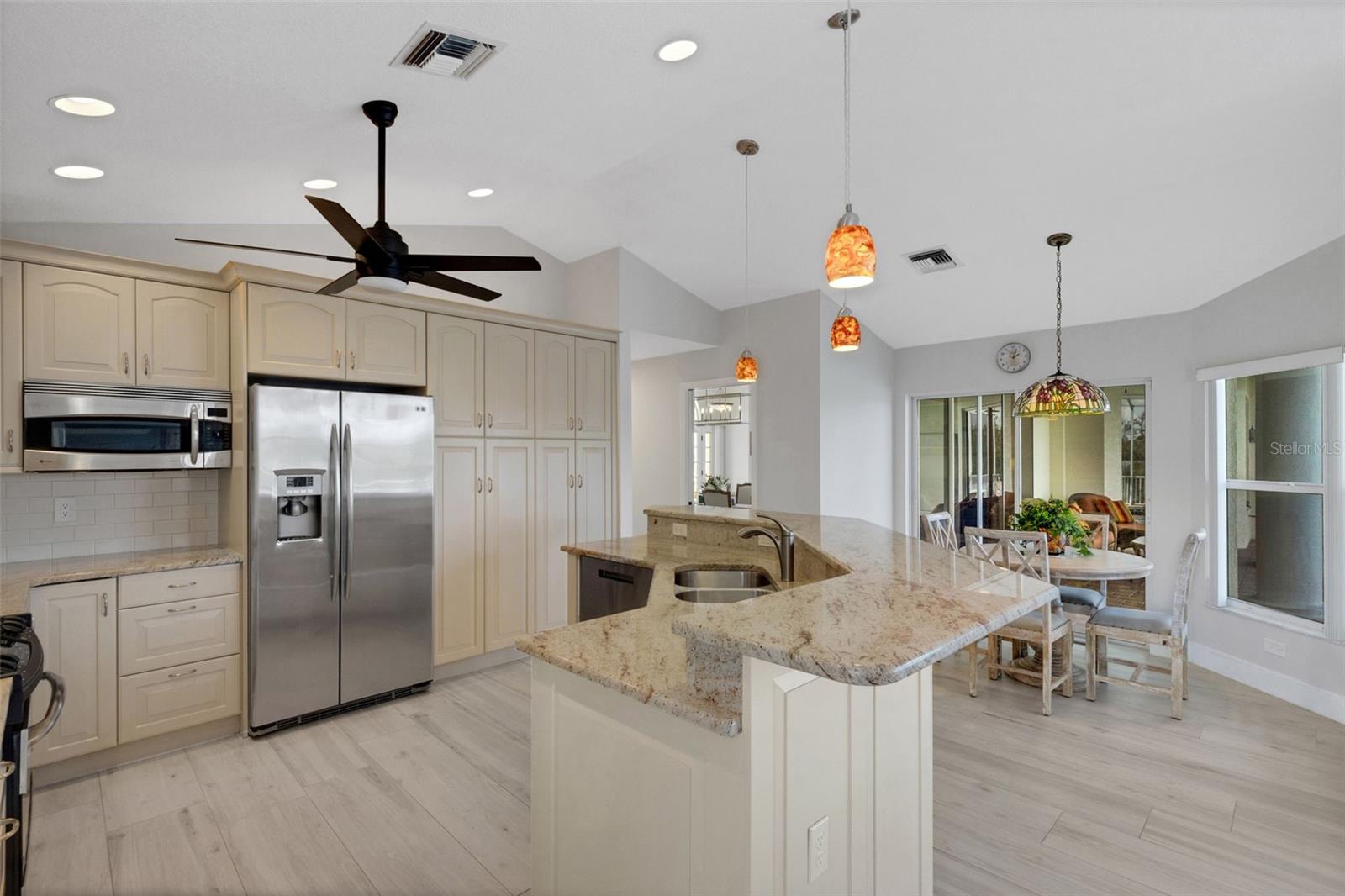 Image 18 of 69 For 8455 Manasota Key Road