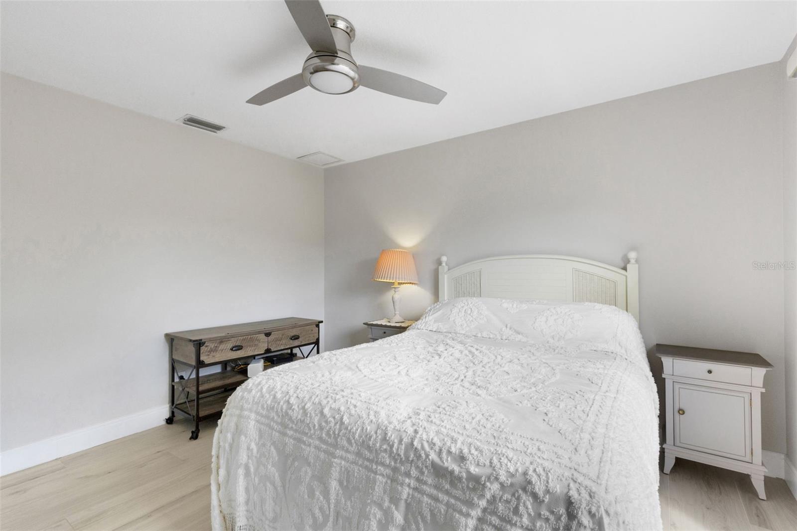 Image 26 of 69 For 8455 Manasota Key Road