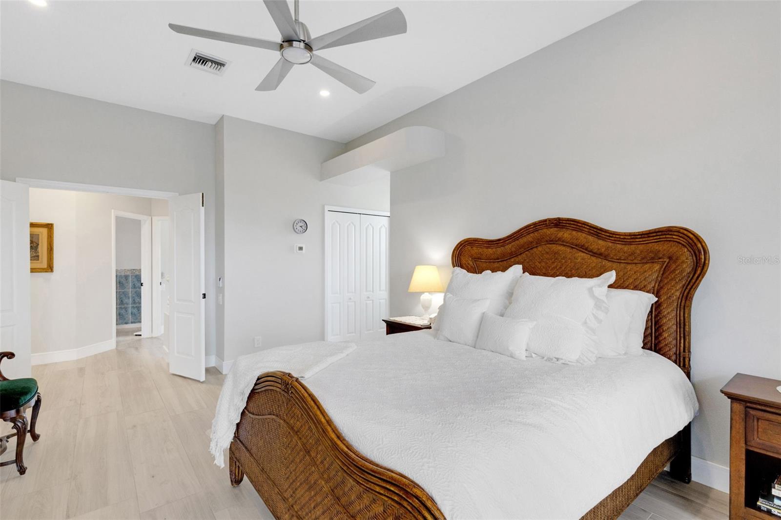 Image 38 of 69 For 8455 Manasota Key Road