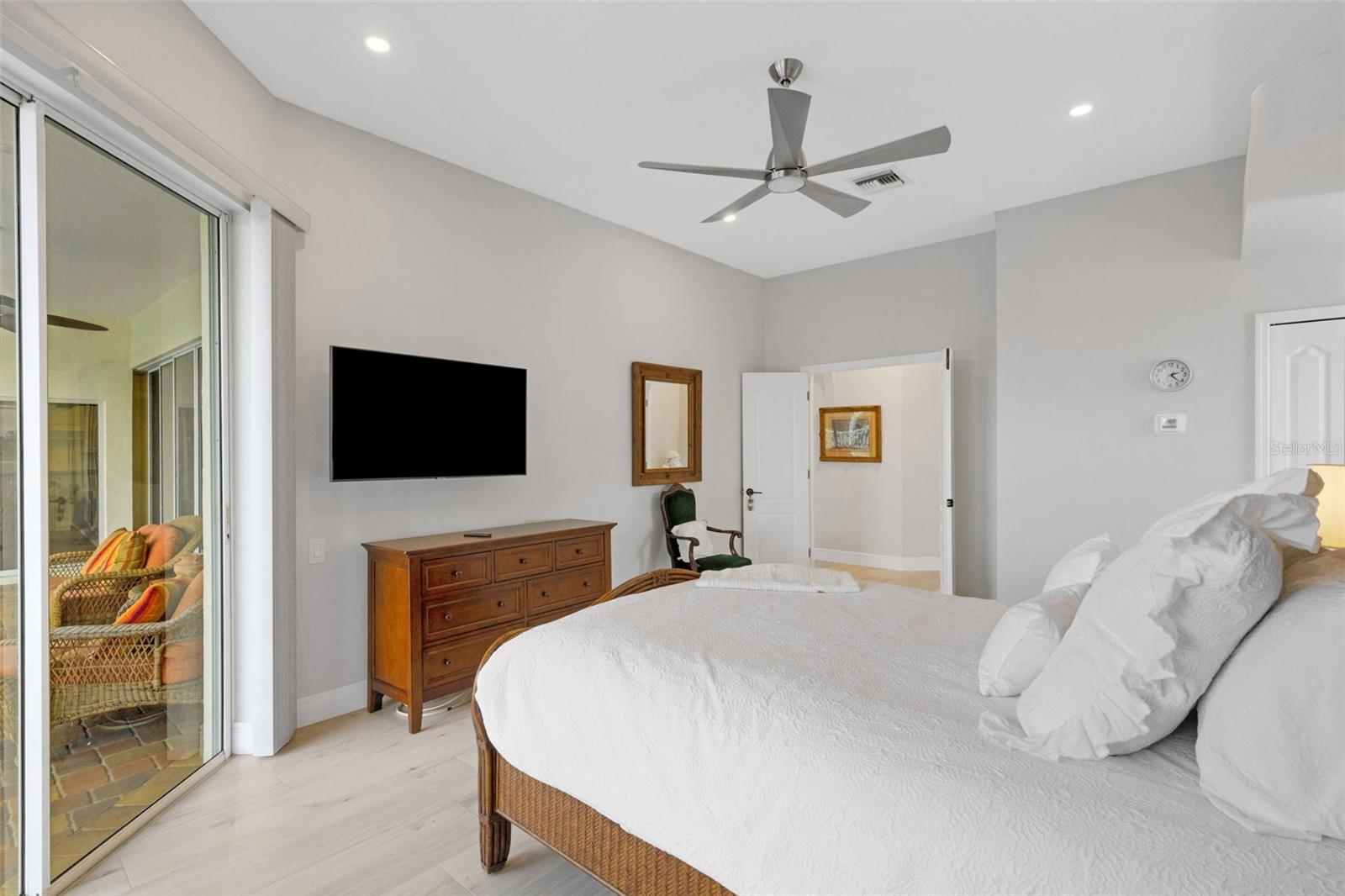 Image 39 of 69 For 8455 Manasota Key Road