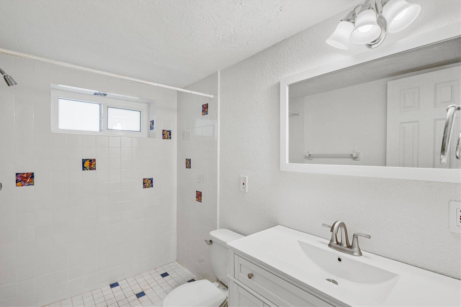 Image 12 of 79 For 5110 Admiral Place