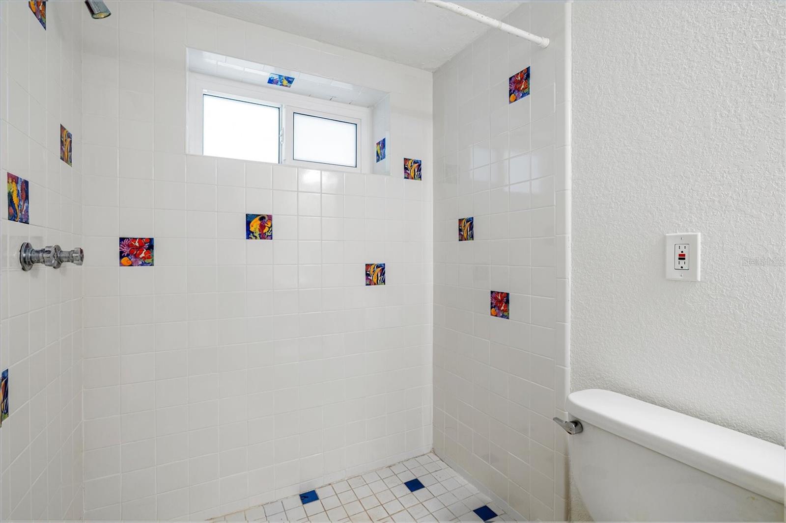 Image 13 of 79 For 5110 Admiral Place