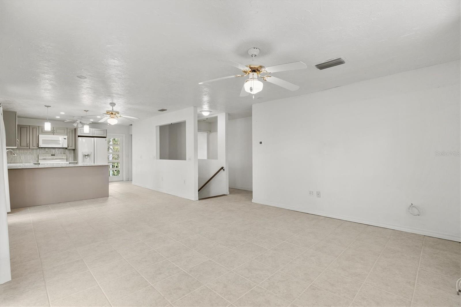 Image 19 of 79 For 5110 Admiral Place