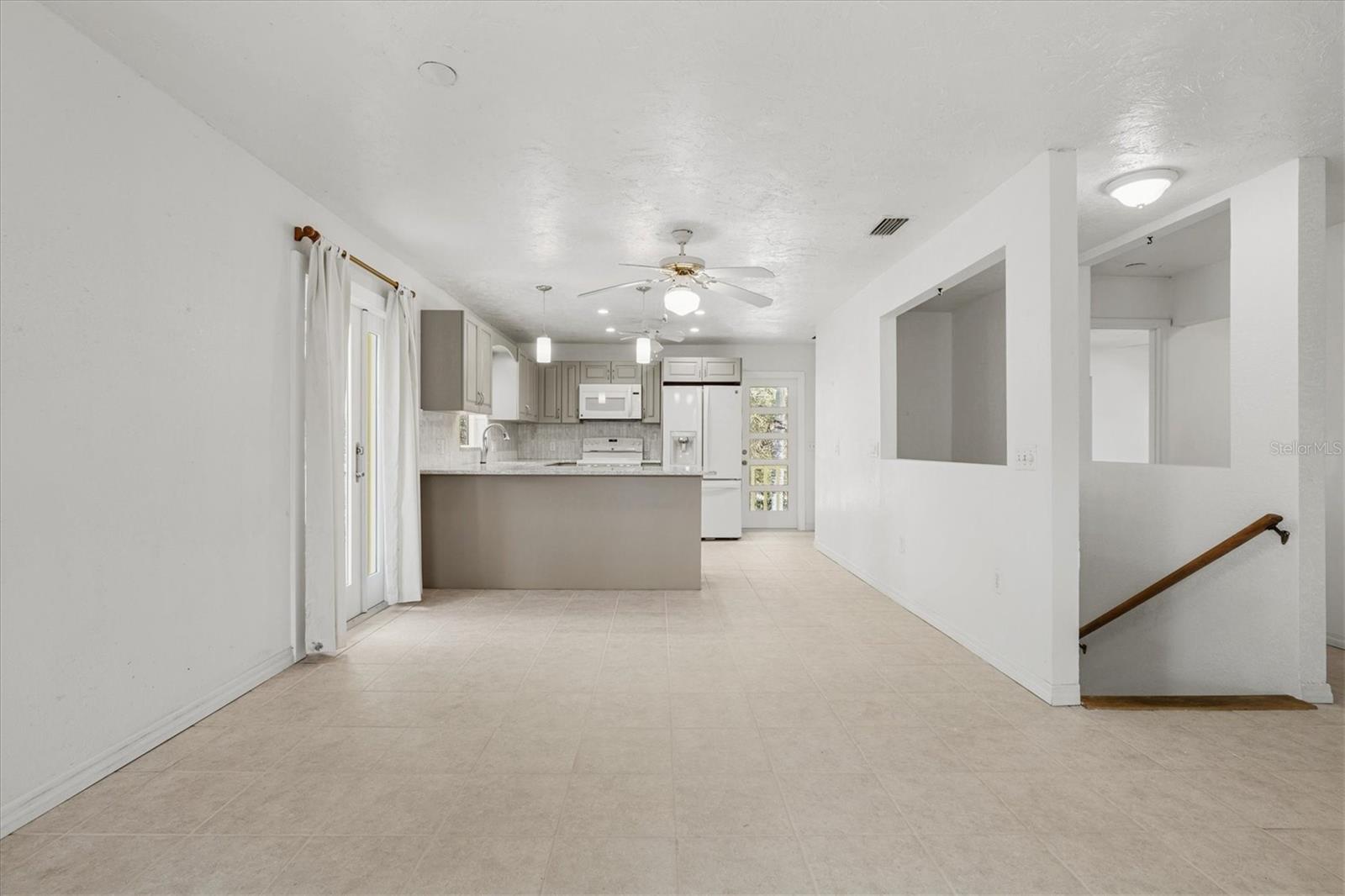 Image 22 of 79 For 5110 Admiral Place