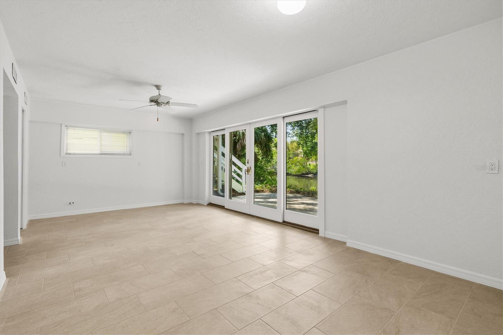 Image 4 of 79 For 5110 Admiral Place