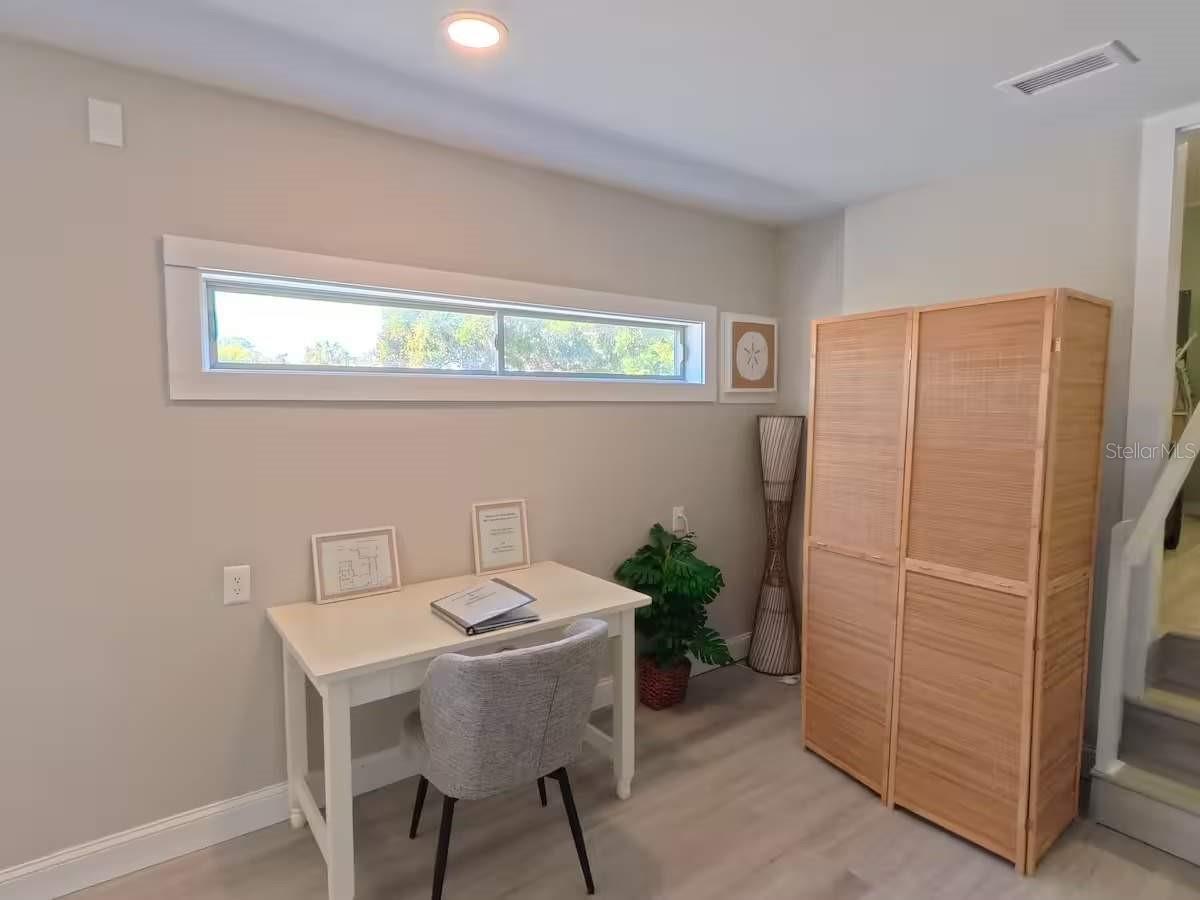 Image 6 of 18 For 5209 1st Avenue W