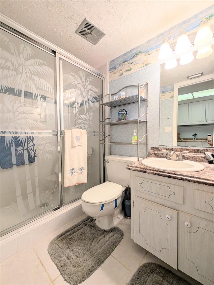 Image 20 of 24 For 3624 Lake Bayshore Drive K-303