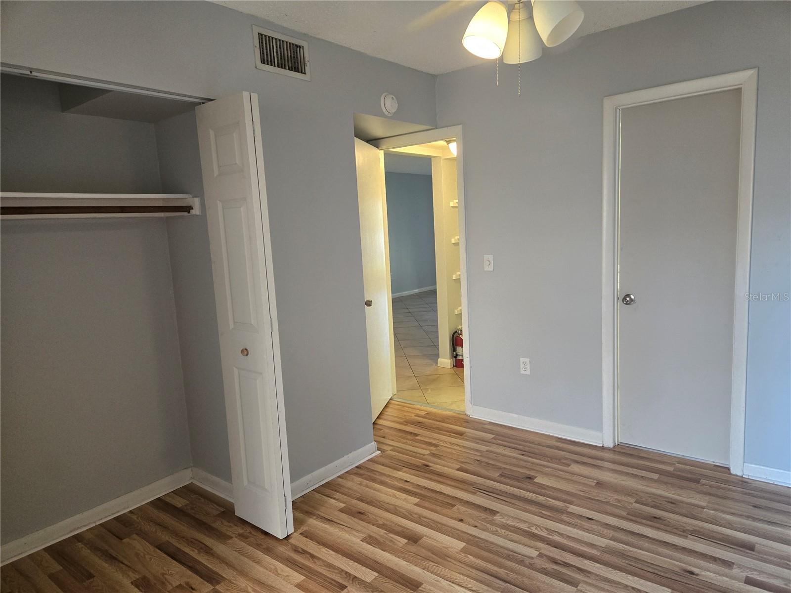 Image 10 of 17 For 6328 7th Avenue W 6328