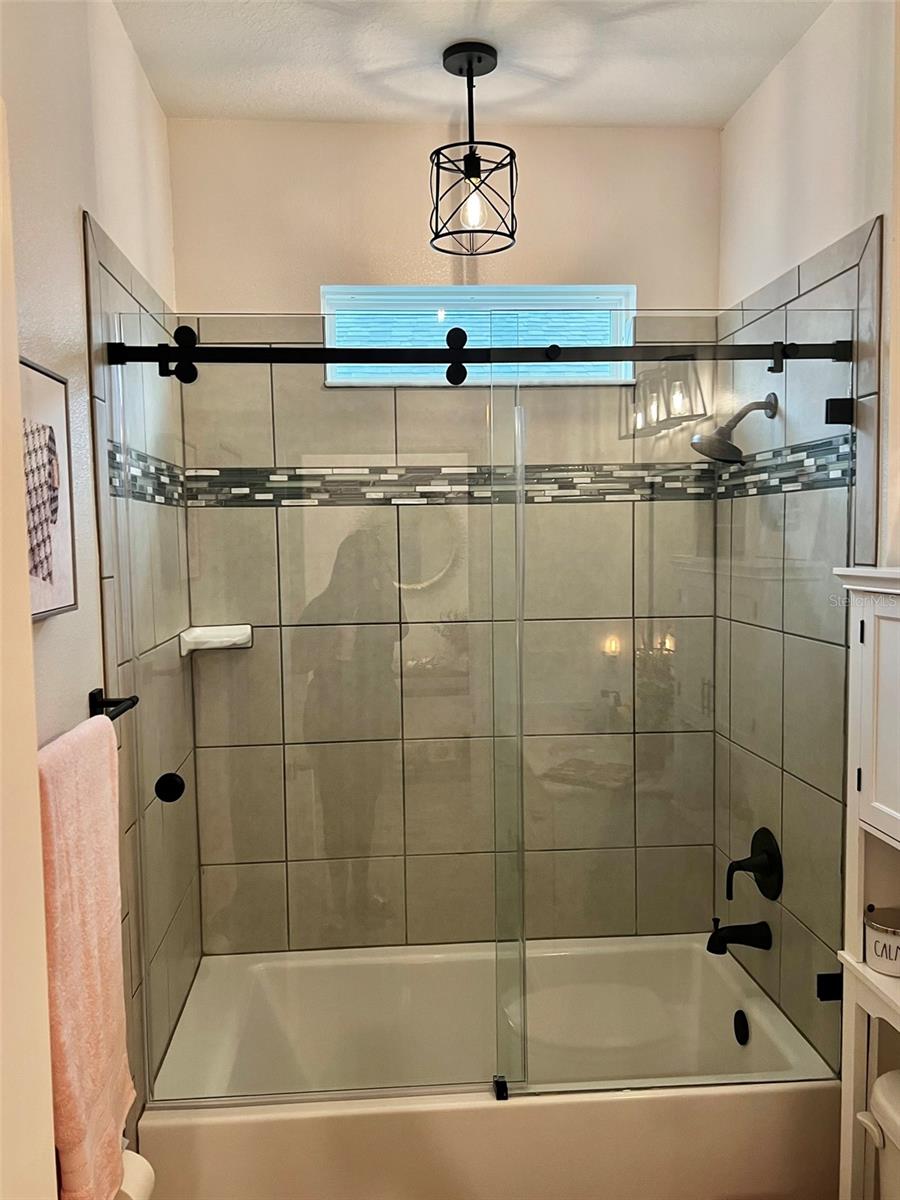 Image 15 of 49 For 3513 76th Street E