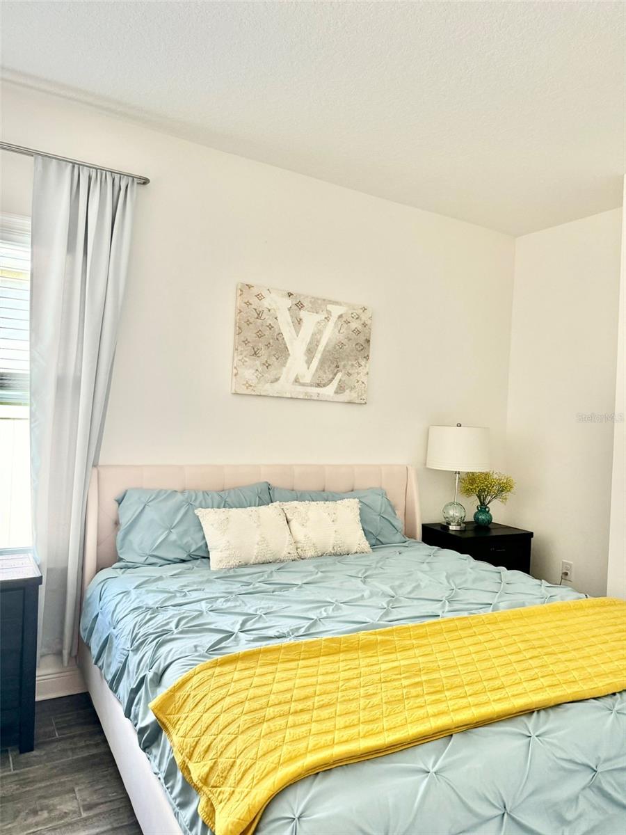 Image 19 of 49 For 3513 76th Street E