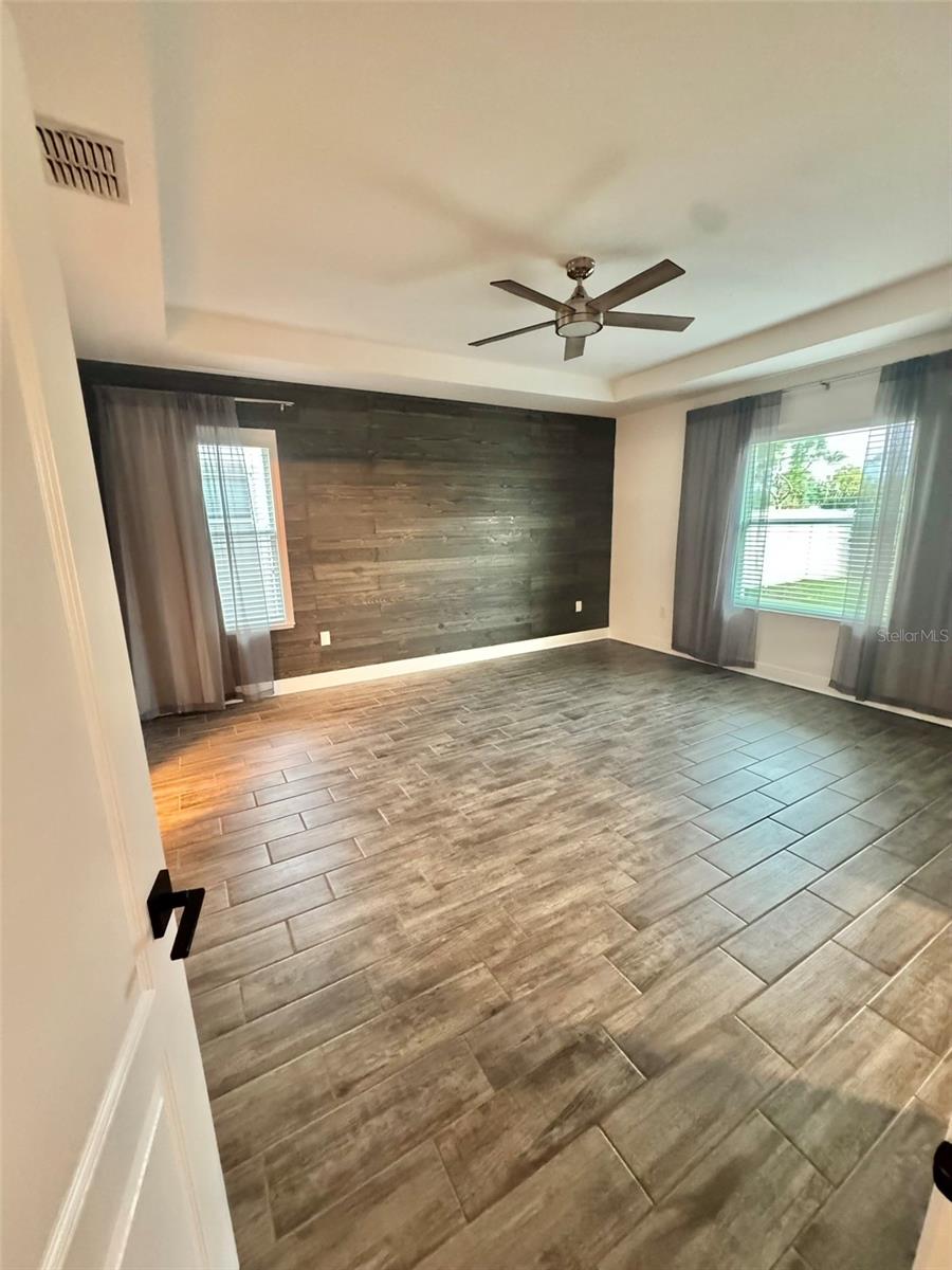 Image 22 of 49 For 3513 76th Street E