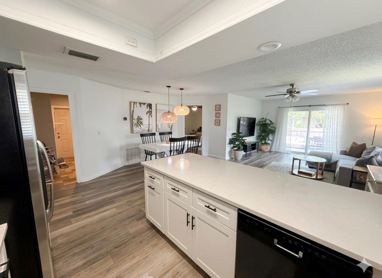 Image 16 of 27 For 2343 Eugene Street