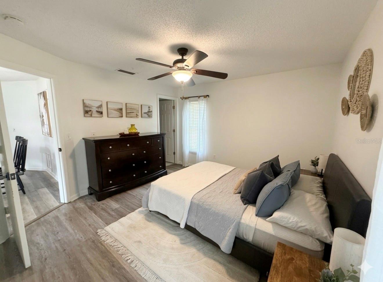 Image 19 of 27 For 2343 Eugene Street