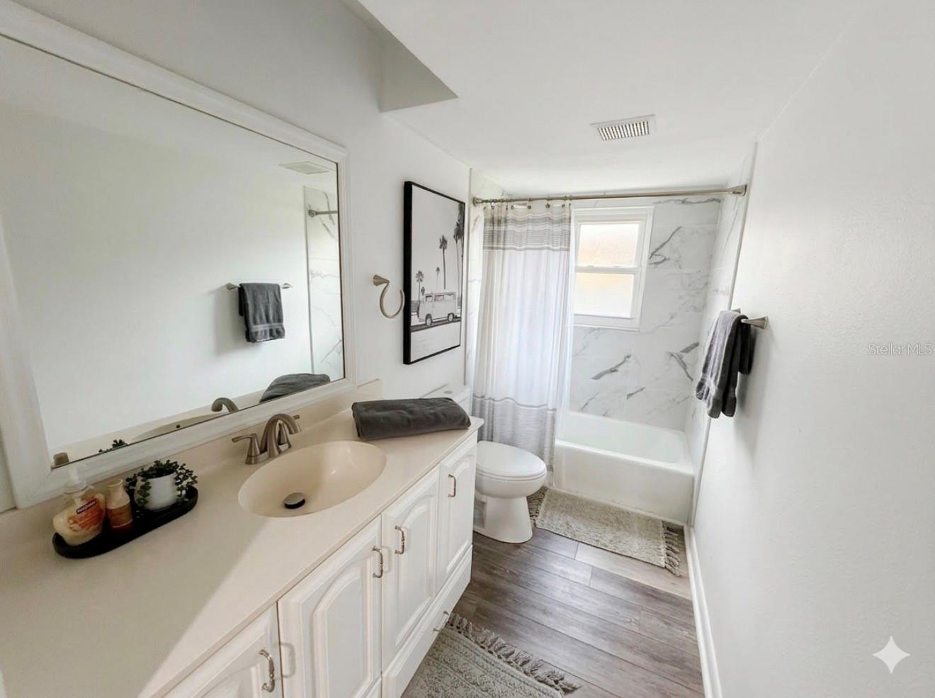 Image 25 of 27 For 2343 Eugene Street