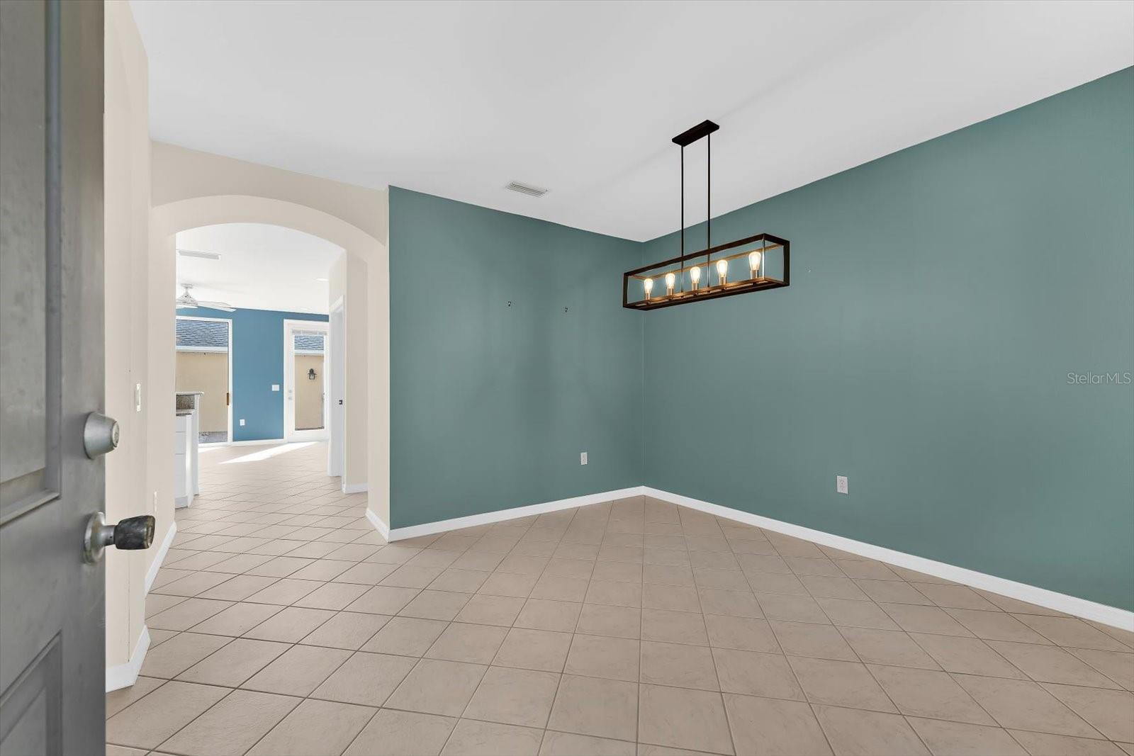 Image 15 of 61 For 5637 Whitehead Street