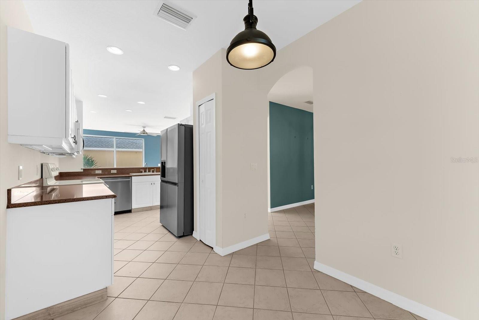 Image 17 of 61 For 5637 Whitehead Street