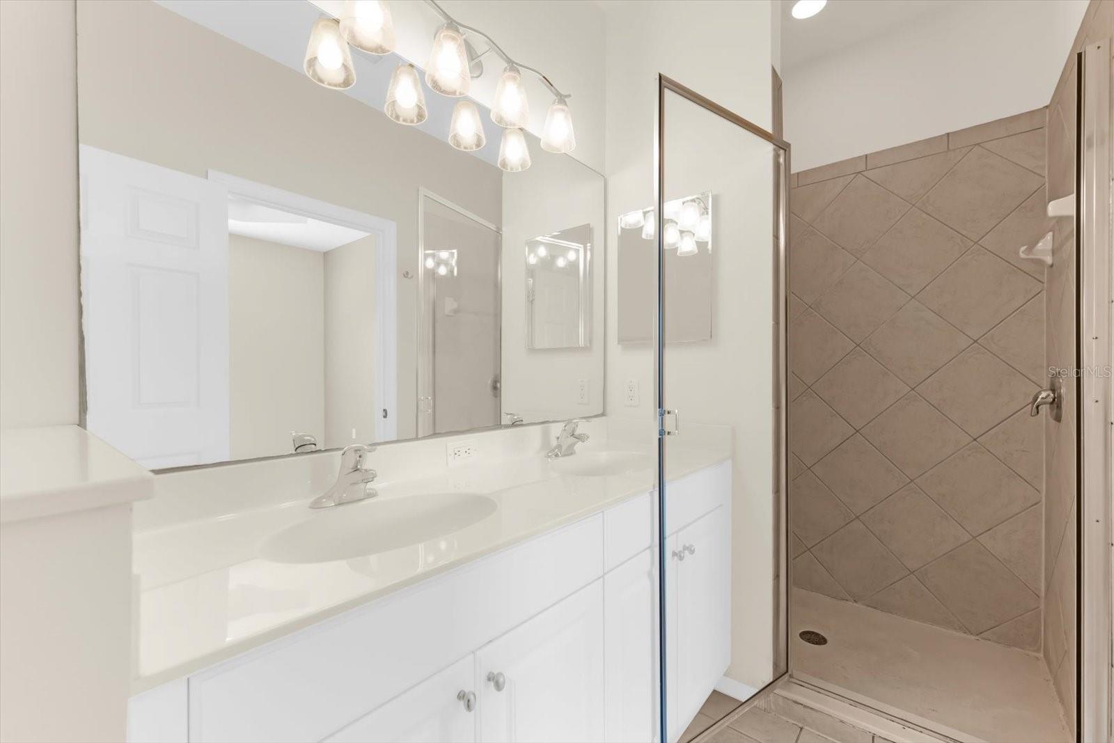 Image 28 of 61 For 5637 Whitehead Street