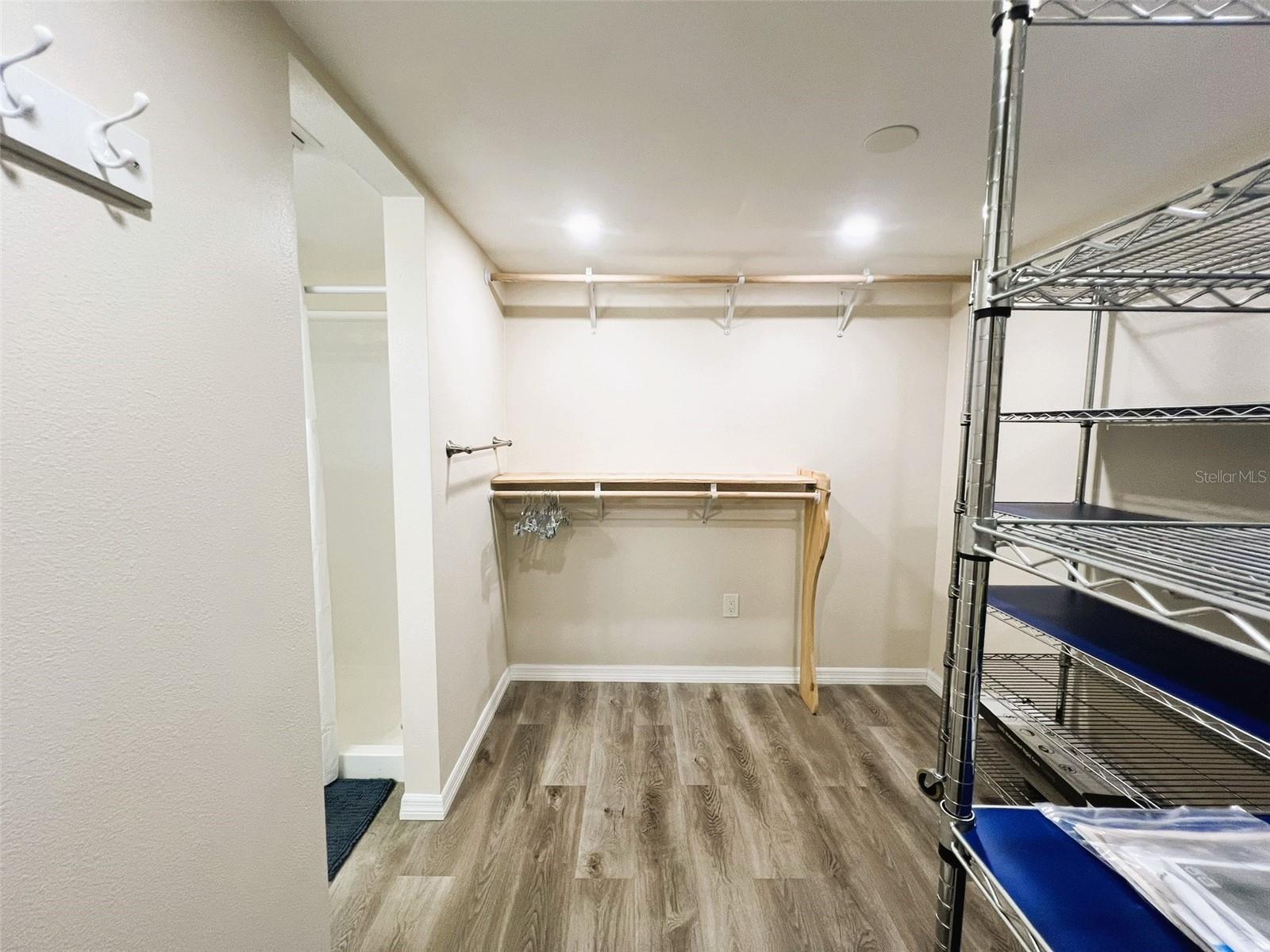 Image 16 of 35 For 425 30th Avenue W C309