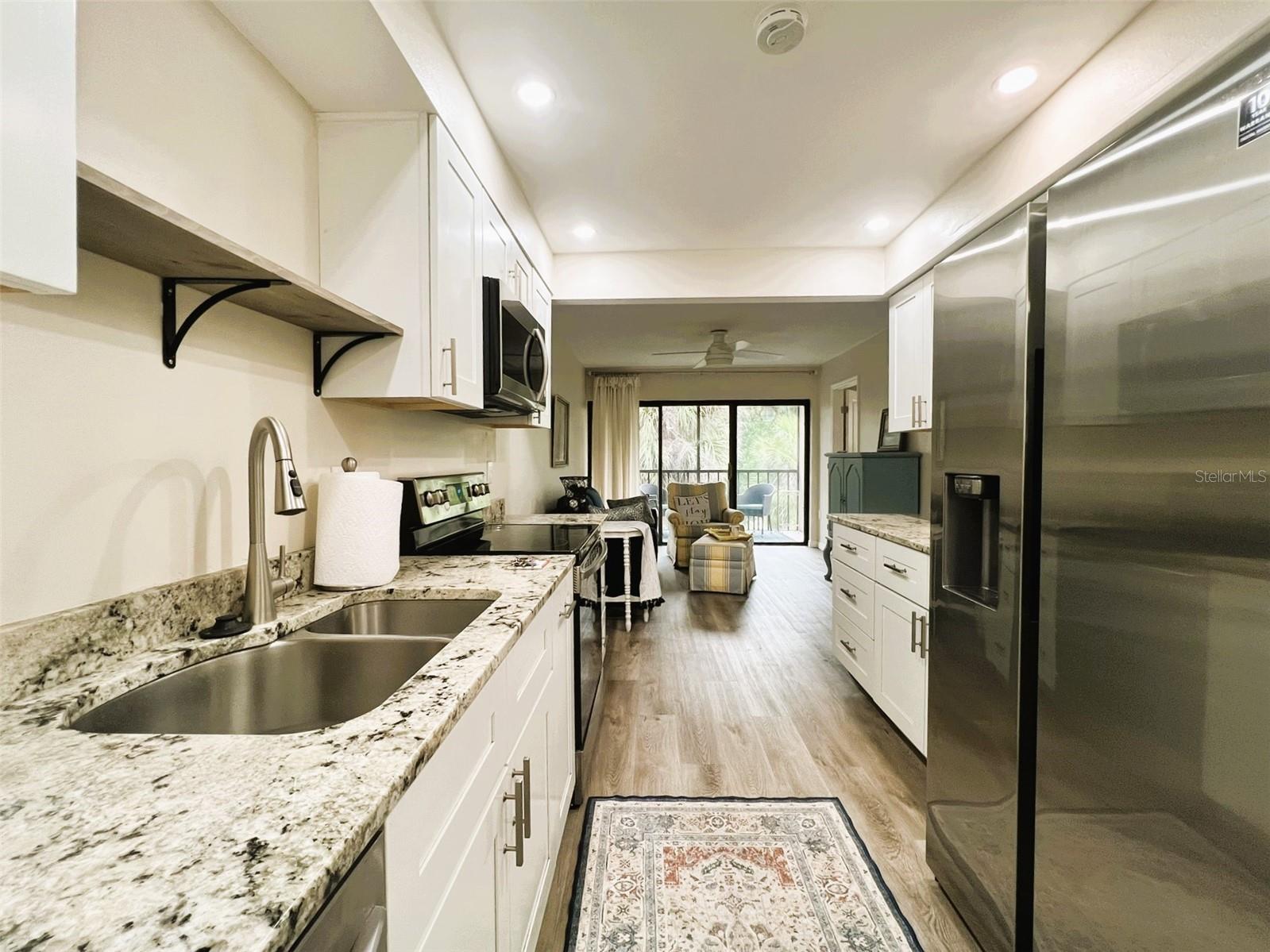 Image 6 of 35 For 425 30th Avenue W C309