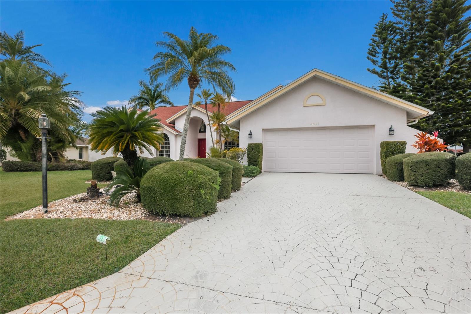 Details for 6821 Country Lakes Circle, SARASOTA, FL 34243