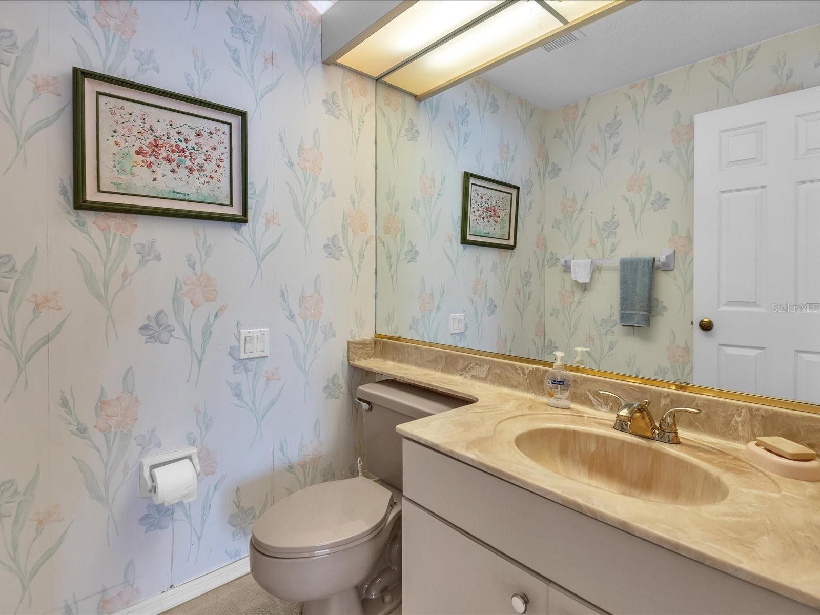 Image 15 of 53 For 6821 Country Lakes Circle